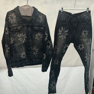 Valabasas Blue Denim Jacket and Jeans Set with Gray Pattern